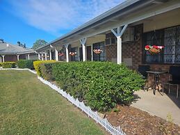 Koorawatha Homestead Motel