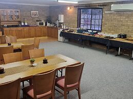 Koorawatha Homestead Motel