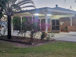 Koorawatha Homestead Motel