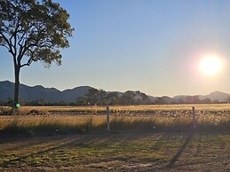Koorawatha Homestead Motel