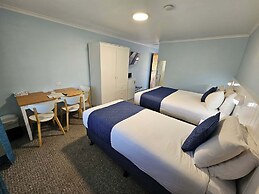 Koorawatha Homestead Motel