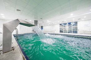 Eliz Thermal Convention Center