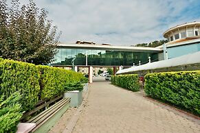 Eliz Thermal Convention Center