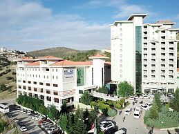 Eliz Thermal Convention Center