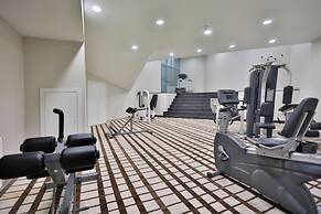 Eliz Thermal Convention Center