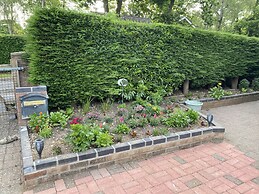 Spacious Annex 2 Miles From Coast