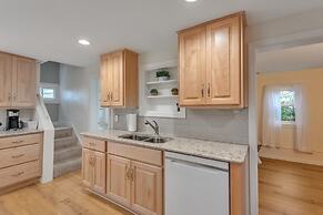 Amazing Lakefront Retreat On Long Lake! 2 Bedroom Home by RedAwning