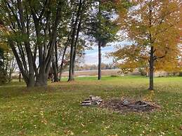 Amazing Lakefront Retreat On Long Lake! 2 Bedroom Home by RedAwning