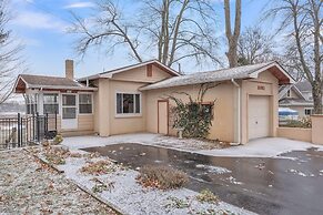 Amazing Lakefront Retreat On Long Lake! 2 Bedroom Home by RedAwning