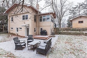 Amazing Lakefront Retreat On Long Lake! 2 Bedroom Home by RedAwning
