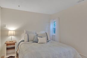 Amazing Lakefront Retreat On Long Lake! 2 Bedroom Home by RedAwning