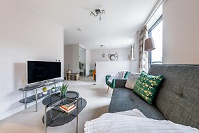 Windsor Luxury Studio Apartment