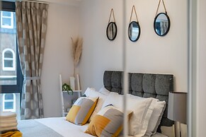 Windsor Luxury Studio Apartment