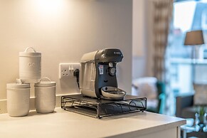 Windsor Luxury Studio Apartment