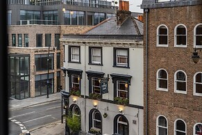 Windsor Luxury Studio Apartment