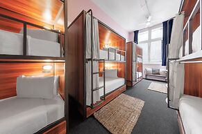 Bounce Melbourne - formerly Roamer Melbourne