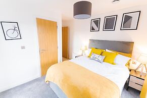 Exquisite, Cosy 2-bed Apartment in Salford