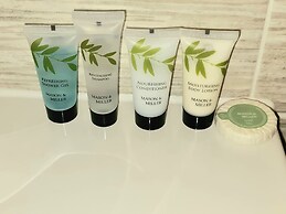 Exquisite, Cosy 2-bed Apartment in Salford