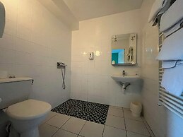 Kyriad Direct Macon Sud