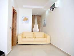 Luxury House - Sleeps 8 & Free Parking