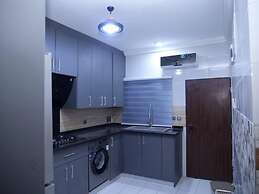 Luxury House - Sleeps 8 & Free Parking