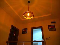 Luxury House - Sleeps 8 & Free Parking