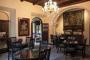 Casa Noble Hotel