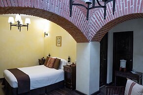 Casa Noble Hotel