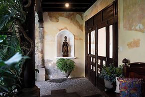Casa Noble Hotel