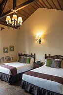 Casa Noble Hotel
