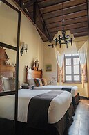 Casa Noble Hotel