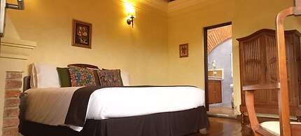 Casa Noble Hotel