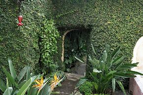 Casa Noble Hotel
