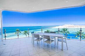 Hotel Esmeralda Beach Resort