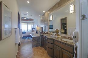 Hotel Esmeralda Beach Resort