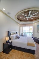 Hotel Esmeralda Beach Resort