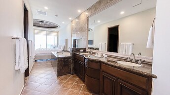 Hotel Esmeralda Beach Resort