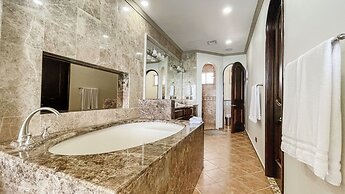 Hotel Esmeralda Beach Resort