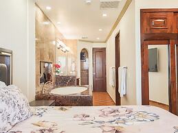 Hotel Esmeralda Beach Resort