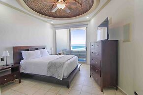 Hotel Esmeralda Beach Resort