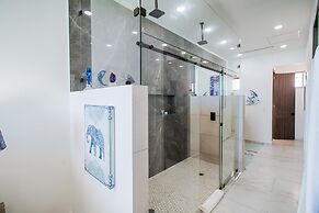 Hotel Esmeralda Beach Resort