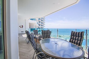 Hotel Esmeralda Beach Resort