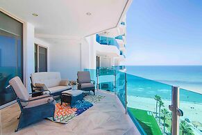 Hotel Esmeralda Beach Resort