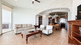 Hotel Esmeralda Beach Resort