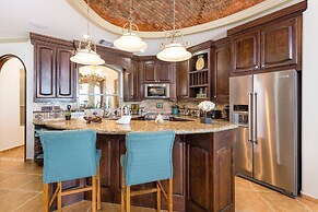 Hotel Esmeralda Beach Resort