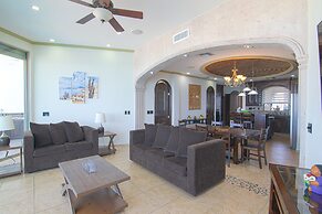 Hotel Esmeralda Beach Resort