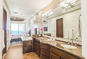 Hotel Esmeralda Beach Resort