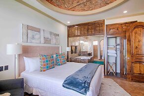 Hotel Esmeralda Beach Resort