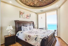 Hotel Esmeralda Beach Resort