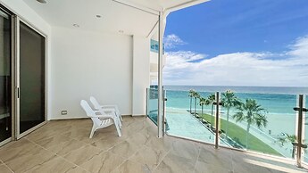 Hotel Esmeralda Beach Resort